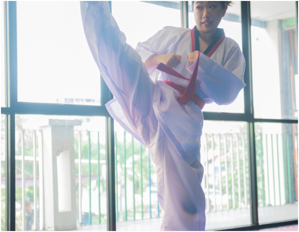 Ax Kick (Chukyo Chagi)
